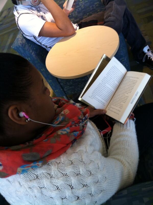 Junior Alyse Oliver listens to her favorite song while starting a new favorite book in Town Hall. 