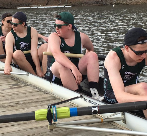 Mens junior 8 on the water and ready to race. 