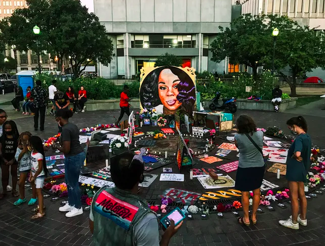 The memorial for Breonna Taylor at Jefferson Square Park in Downtown Louisville, KY.