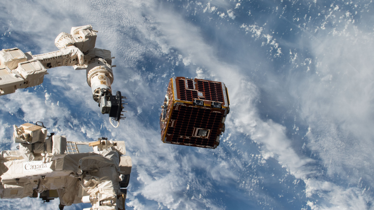Astronauts deploy the RemoveDEBRIS satellite from the International Space Station. Credit: NASA / Drew Feustel
