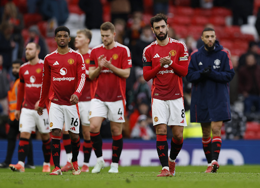 Why Are Manchester United Not Performing and Can They Come Back?