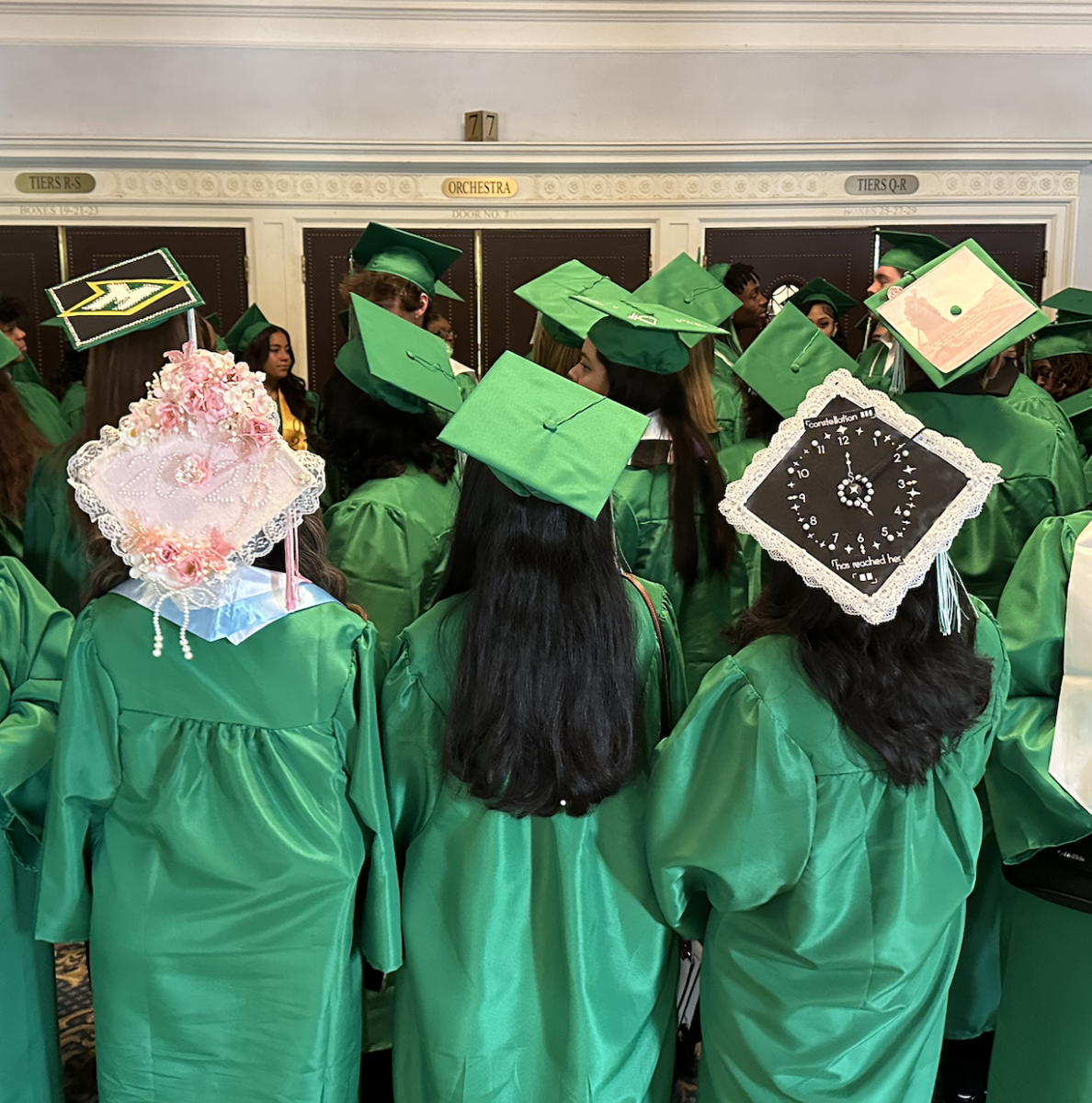 Dear Underclassmen, Advice from 2 Seniors on Our Last Day